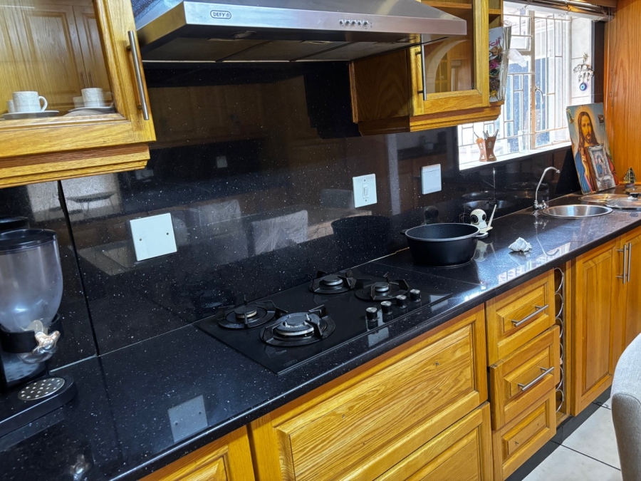 3 Bedroom Property for Sale in Neserhof North West